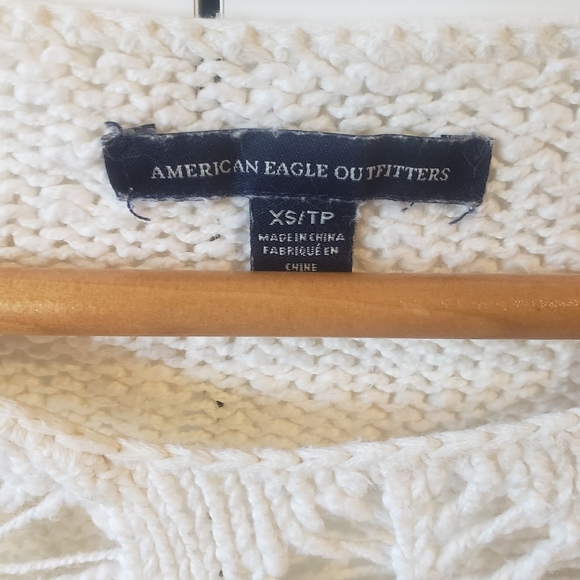 Crew Neck AEO Sweater sz xs - Picture 2 of 4